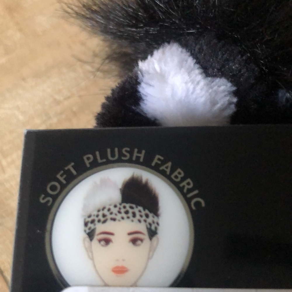 Disney Villains Cruella Plush Spa Headband White & black Pom-Pom 101 Dalmatians - Picture 6 of 8